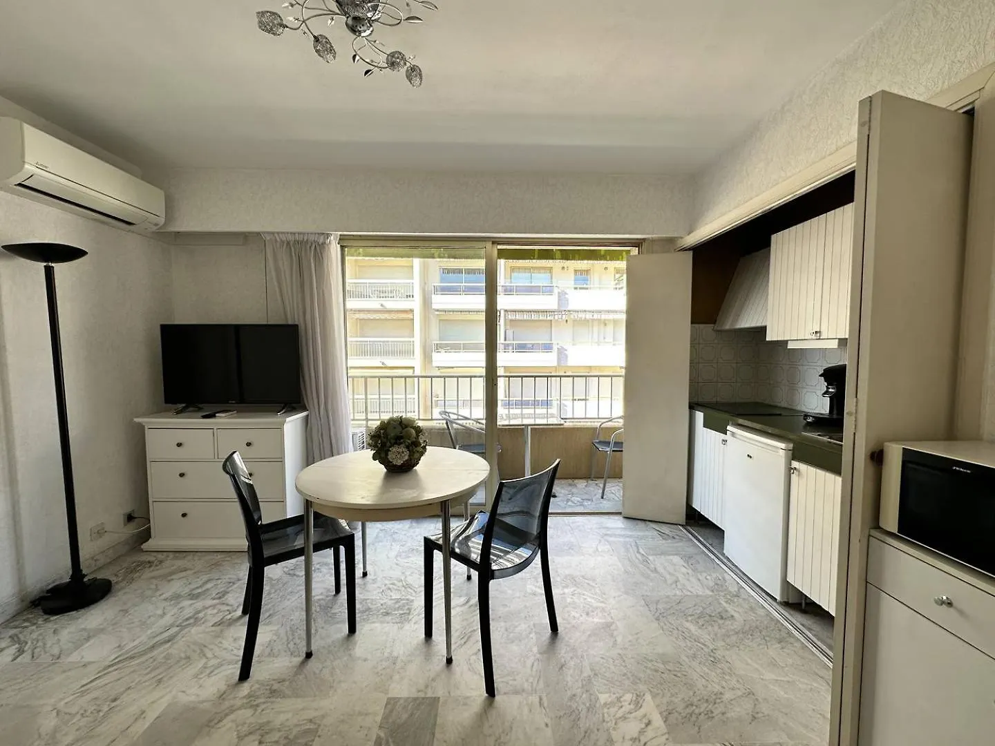 Cannes Proche Croisette - Studio Apartment